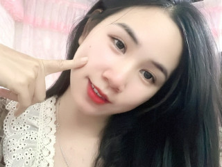 Alter: 25 / Löwe - Alter: 160 / normal - Geschlecht: weiblich - Ausrichtung: bisexuell - Haare: schwarz / lang - Piercing: keins - bewebmaster-Alter: B - Hautfarbe: asiatisch - Augen: braun - Rasur: stark behaart